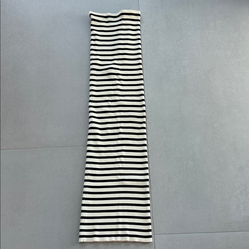 Zara Black and White Striped Pencil Skirt